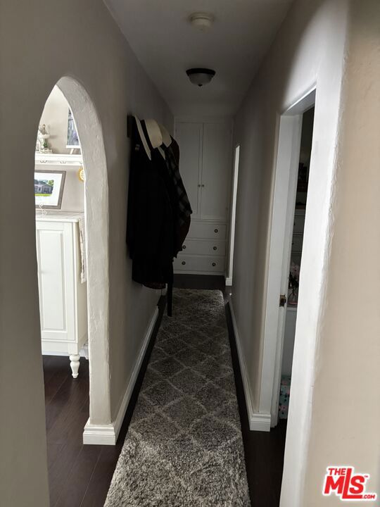 1431 N Hill Avenue Property Photo 10