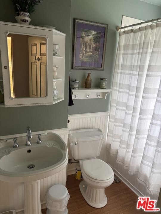 1431 N Hill Avenue Property Photo 11