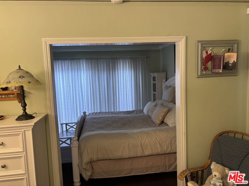 1431 N Hill Avenue Property Photo 19