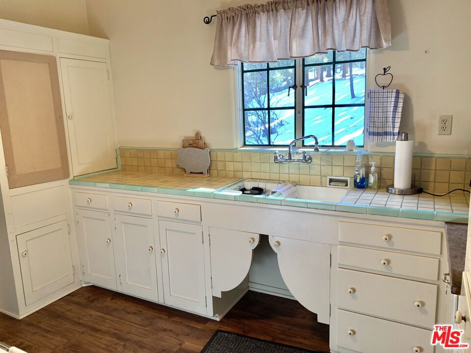 28832 Sycamore Drive Property Photo 5