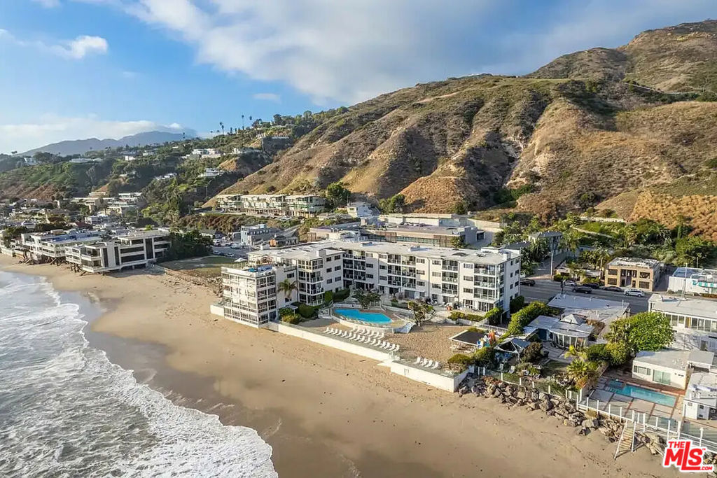 22548 Pacific Coast Highway 408 Property Photo 1