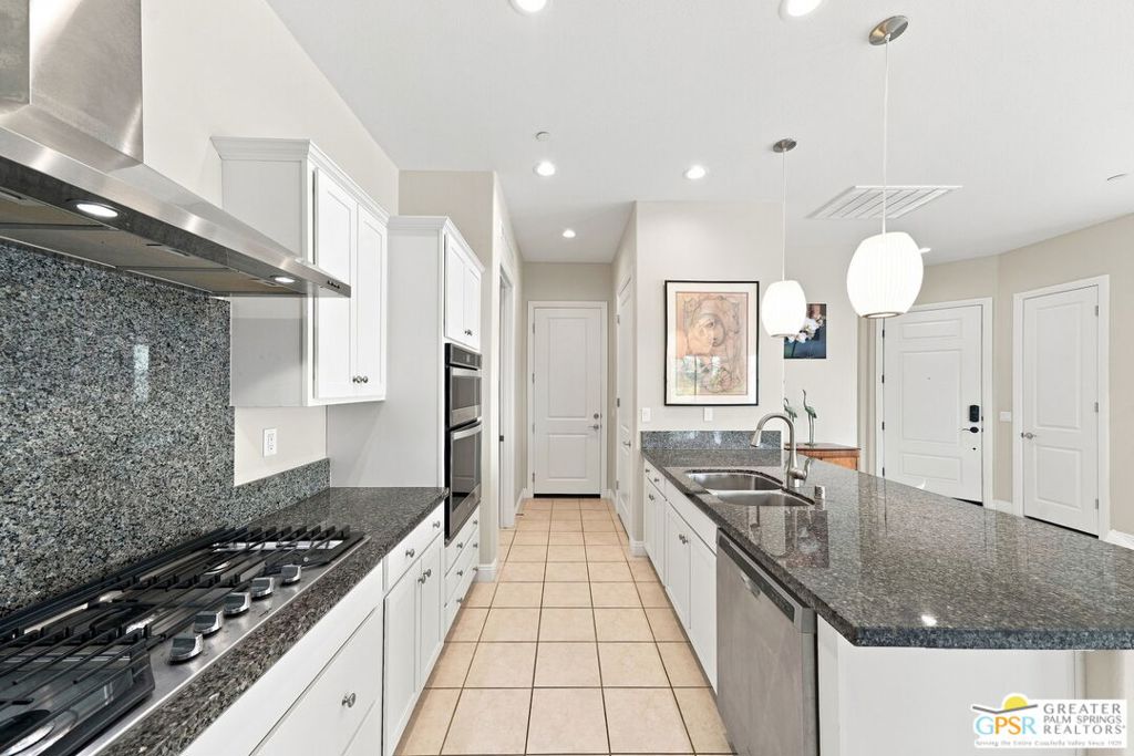 76 Burgundy Property Photo 16
