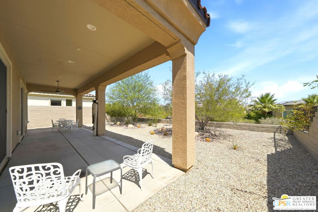 76 Burgundy Property Photo 25