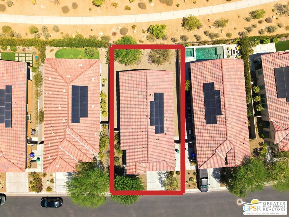 76 Burgundy Property Photo 28