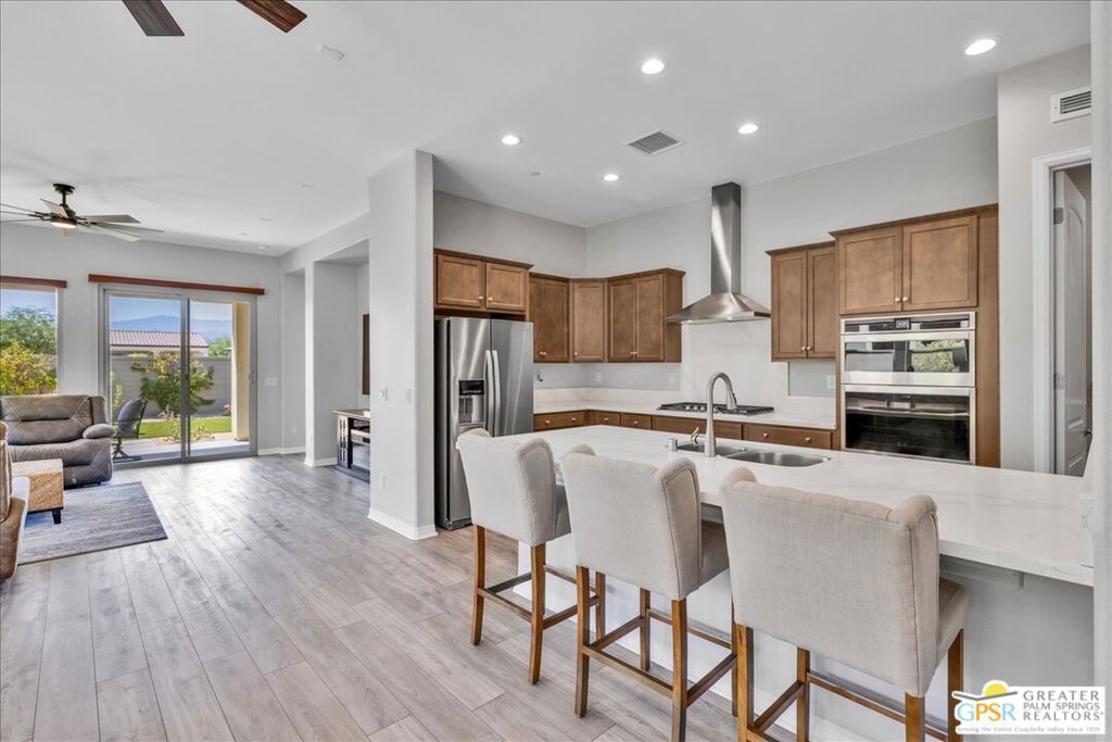 100 Zinfandel Property Photo 16