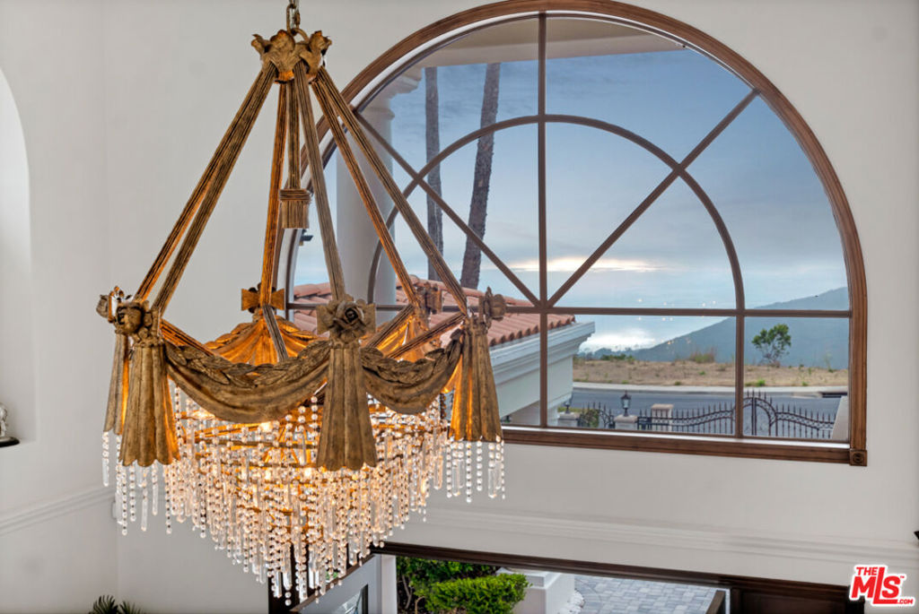 8 Saint Tropez Property Photo 26