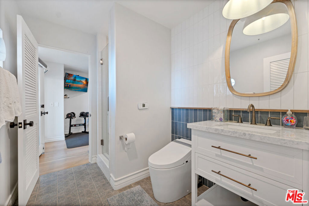8 Saint Tropez Property Photo 53