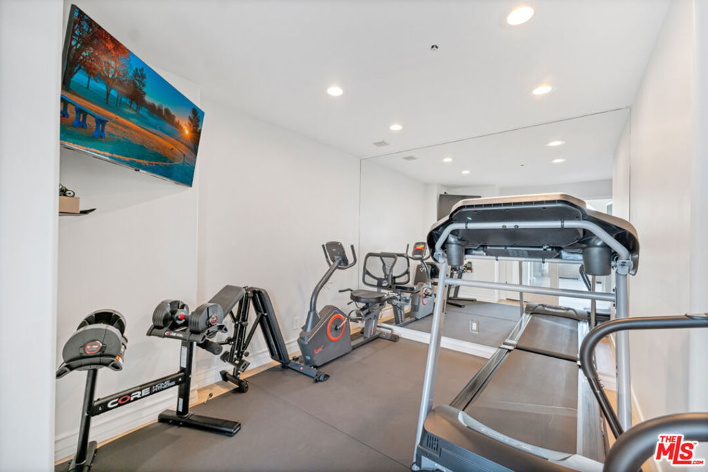 8 Saint Tropez Property Photo 55