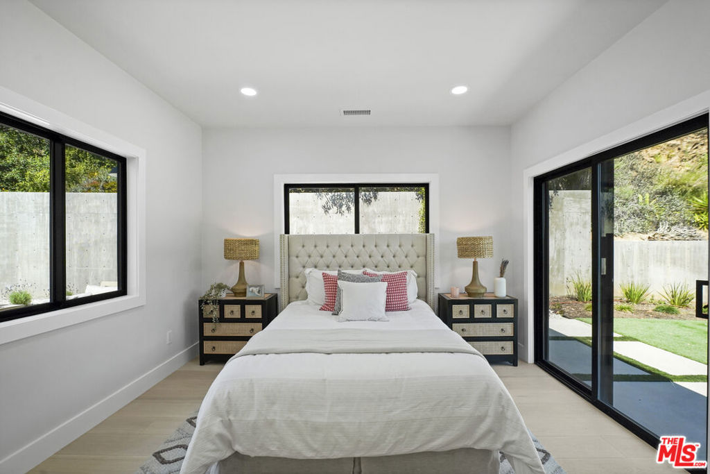 23813 Harbor Vista Drive Property Photo 17