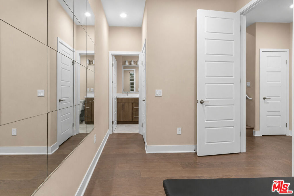 6749 Gill Way Property Photo 21