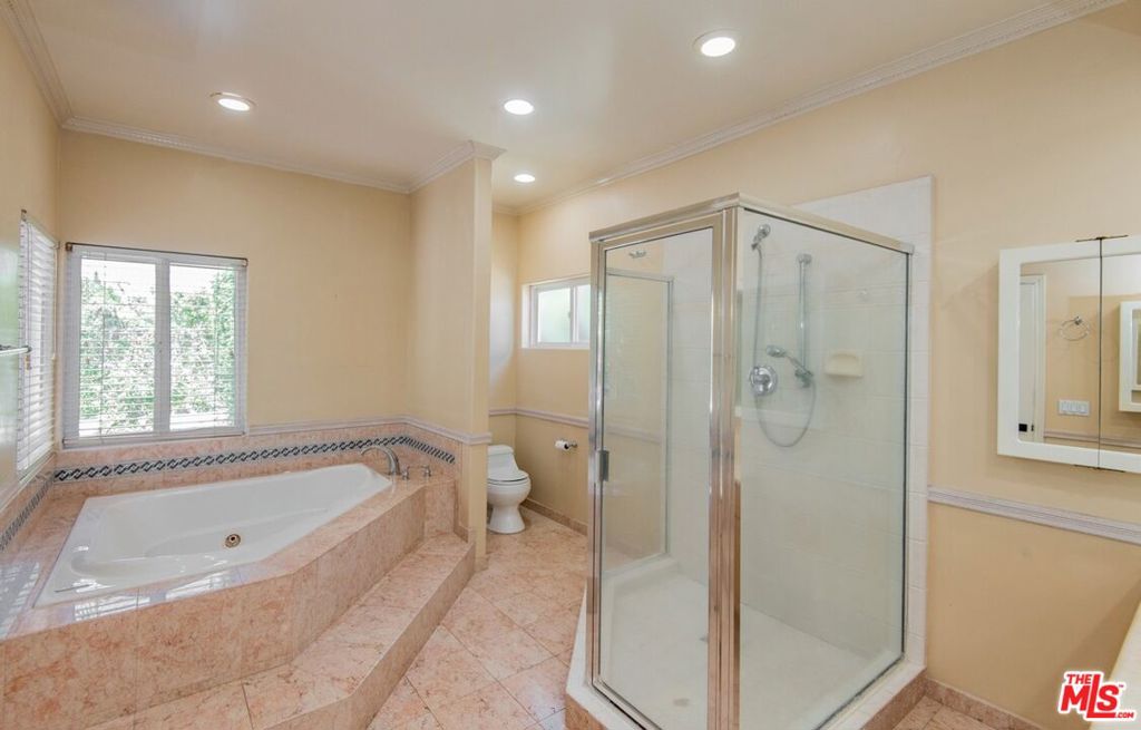4343 Shadyglade Avenue Property Photo 23