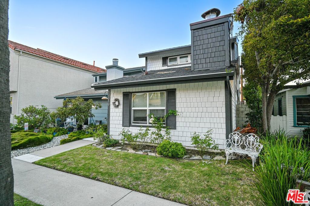 219 13th Street Property Photo 2