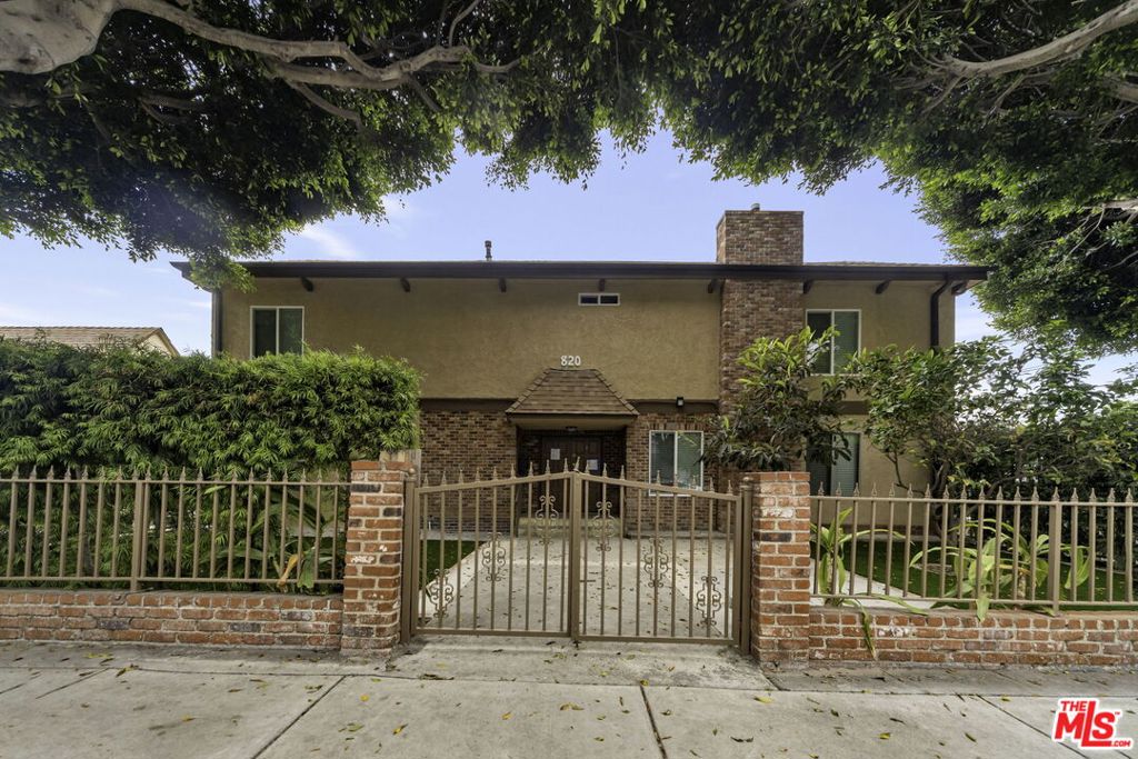820 Pier Avenue 1 Property Photo 1
