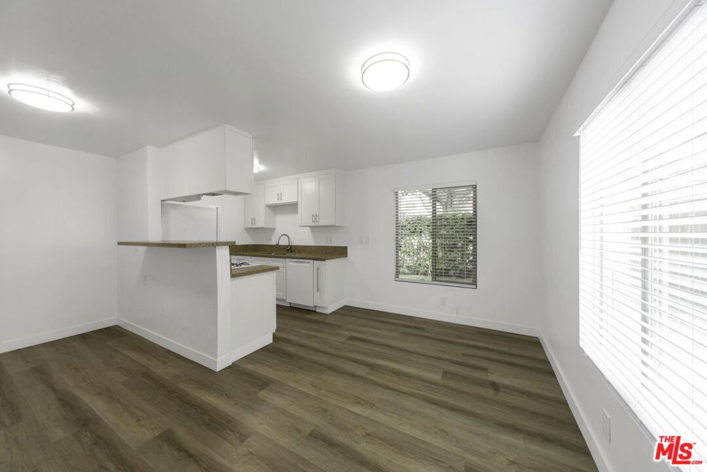 820 Pier Avenue 1 Property Photo 7