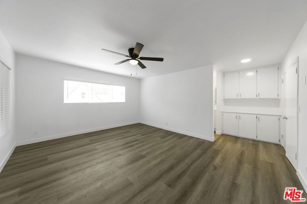 820 Pier Avenue 1 Property Photo 12