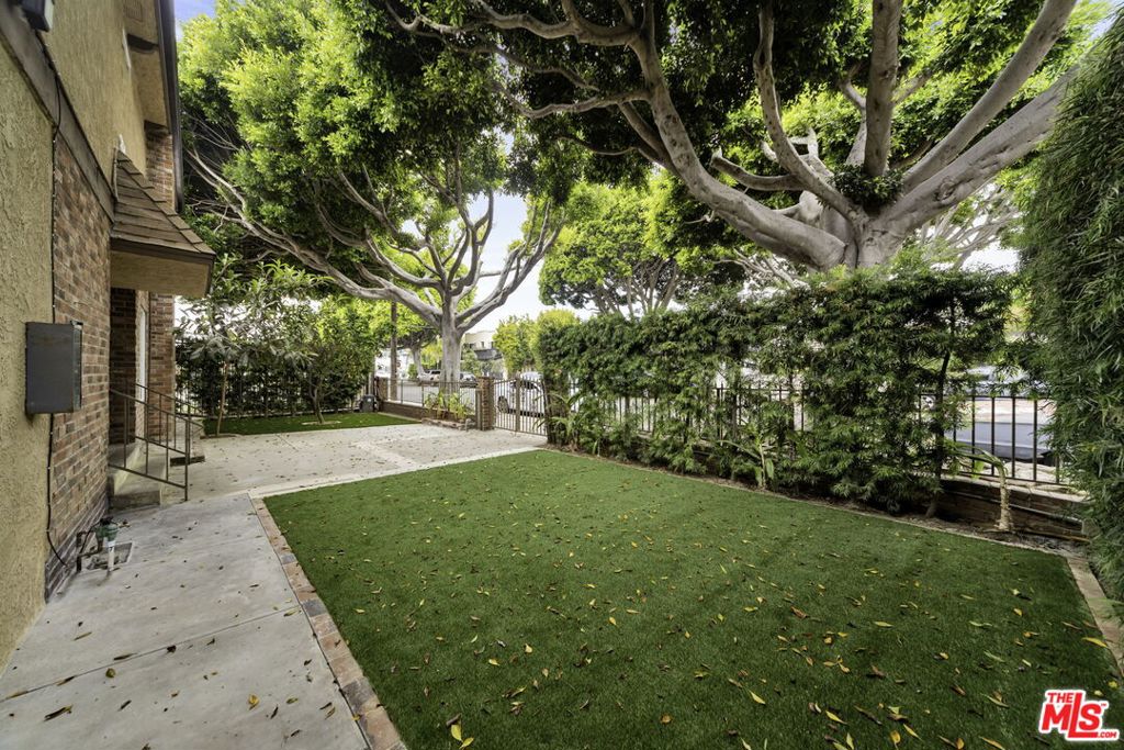 820 Pier Avenue 1 Property Photo 15