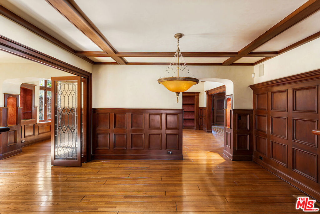 231 14th Street Property Photo 7