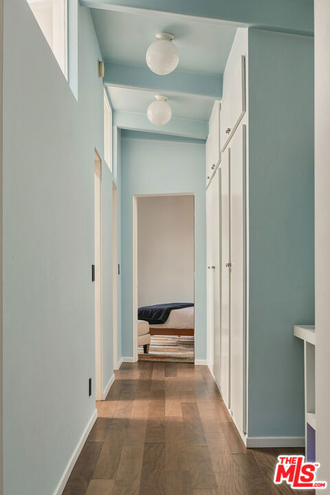 8411 Hollywood Boulevard Property Photo 12