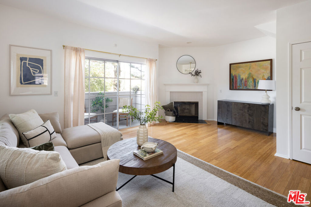 12016 Washington Place 106 Property Photo 5