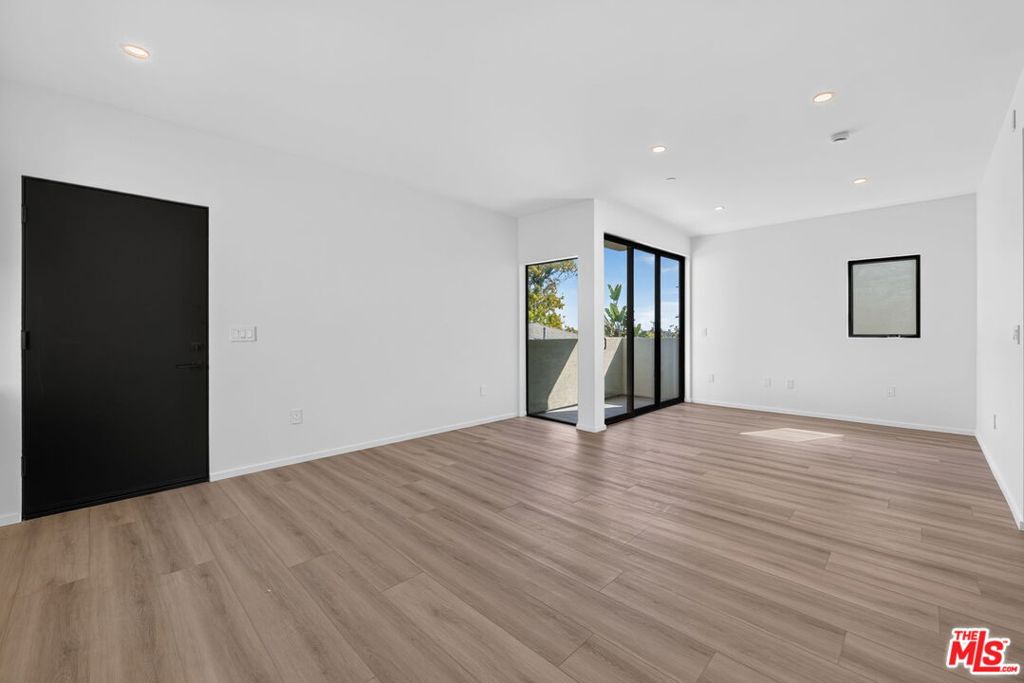 1853 12th Street H Property Photo 5