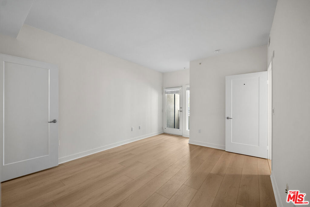 436 S Virgil Avenue 312 Property Photo 17