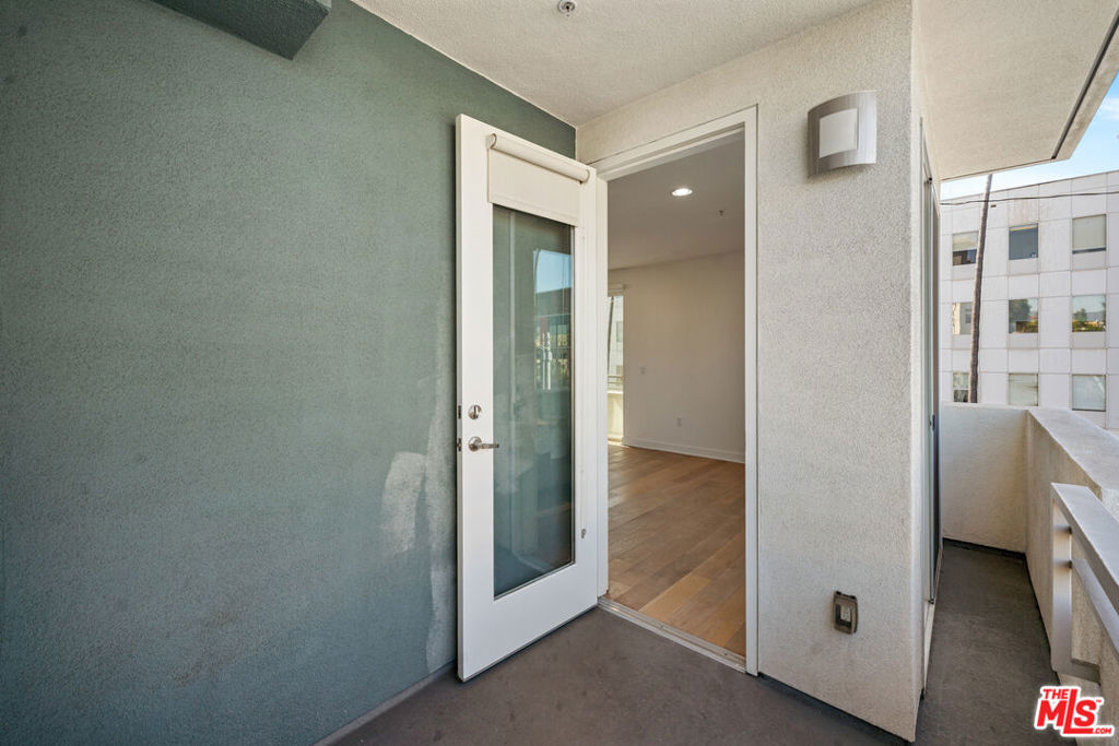 436 S Virgil Avenue 312 Property Photo 23