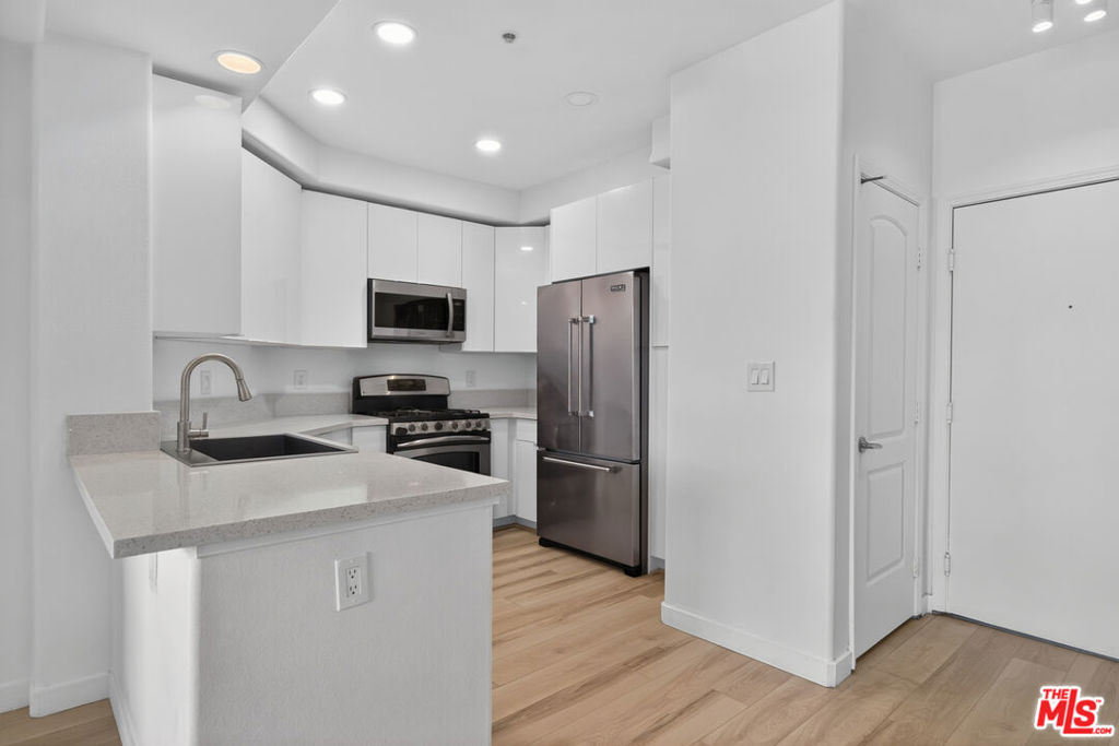 360 W Avenue 26 236 Property Photo 8