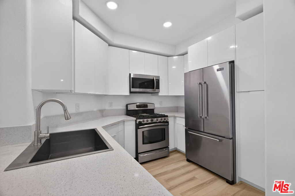 360 W Avenue 26 236 Property Photo 14