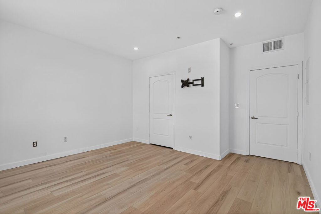 360 W Avenue 26 236 Property Photo 28