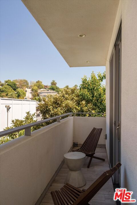 2309 Cove Avenue Property Photo 20