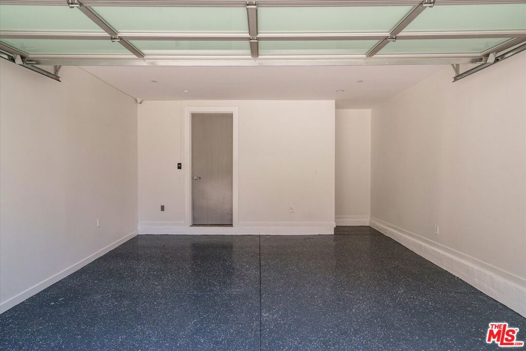 2309 Cove Avenue Property Photo 41
