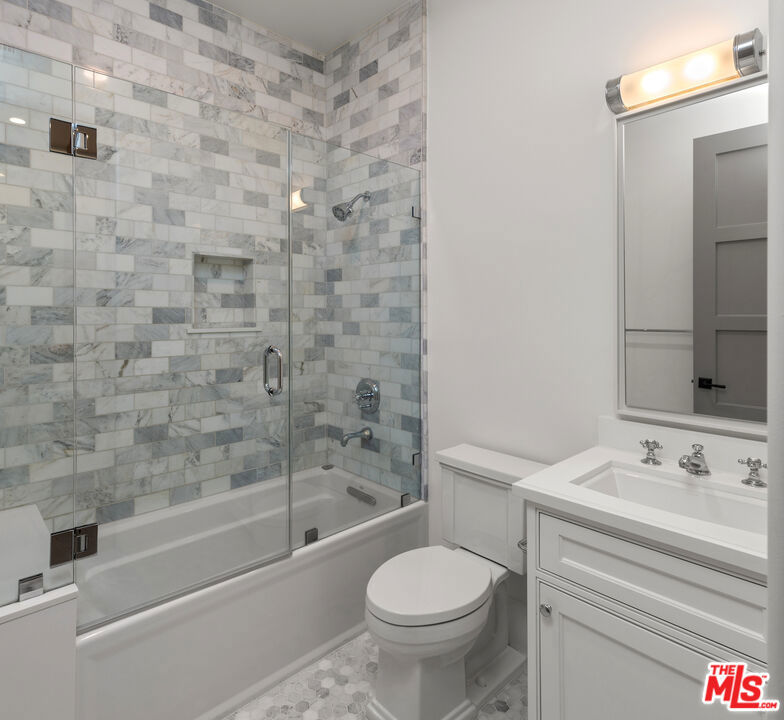 14806 Sutton Street Property Photo 21