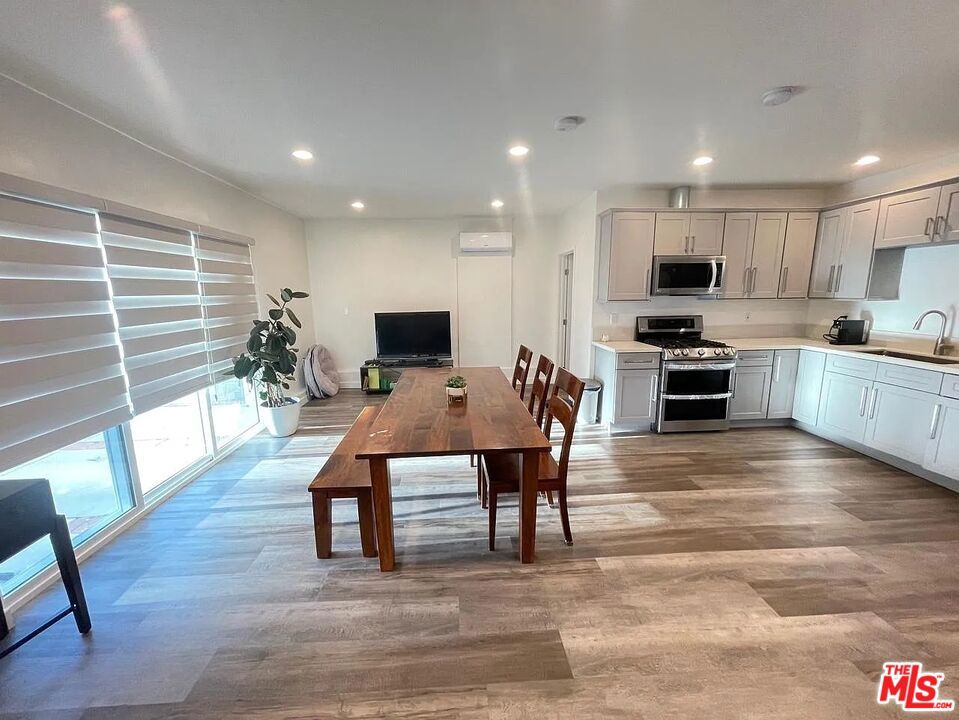 26898679 Property Photo 3