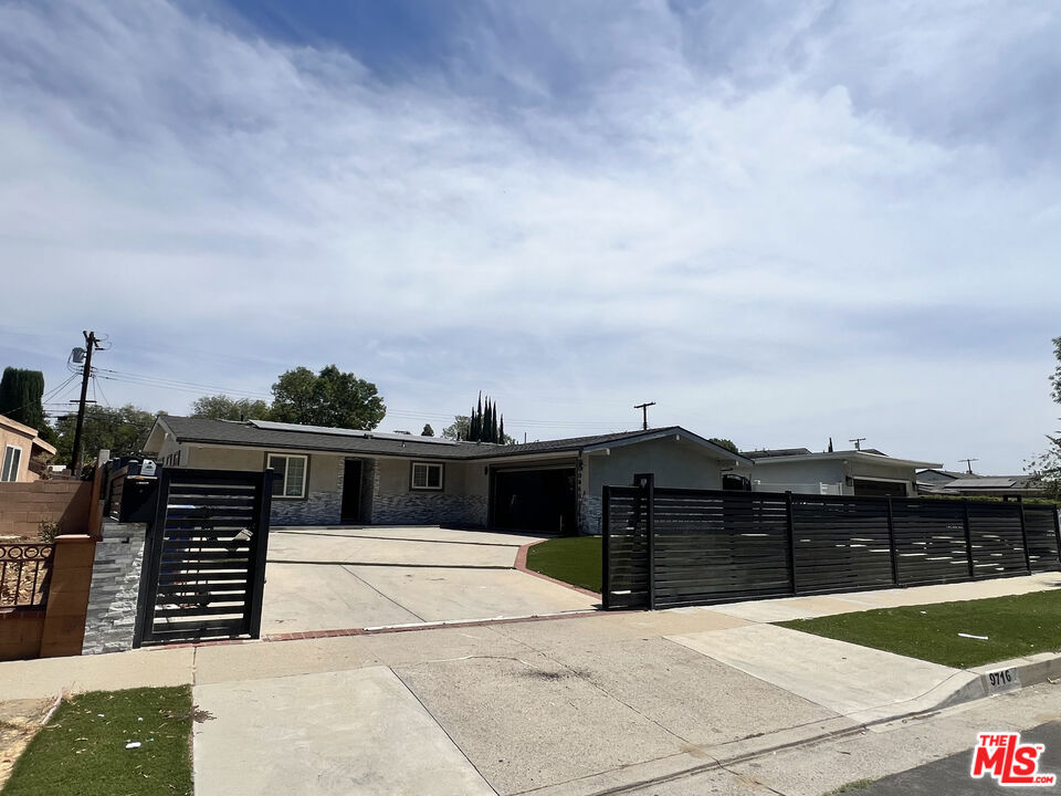 9716 Casaba Avenue Property Photo 1