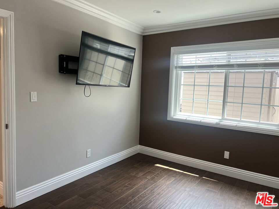 9716 Casaba Avenue Property Photo 4