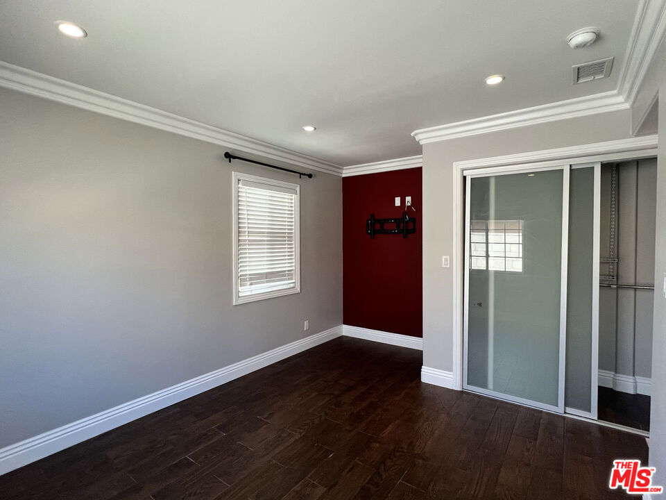9716 Casaba Avenue Property Photo 5