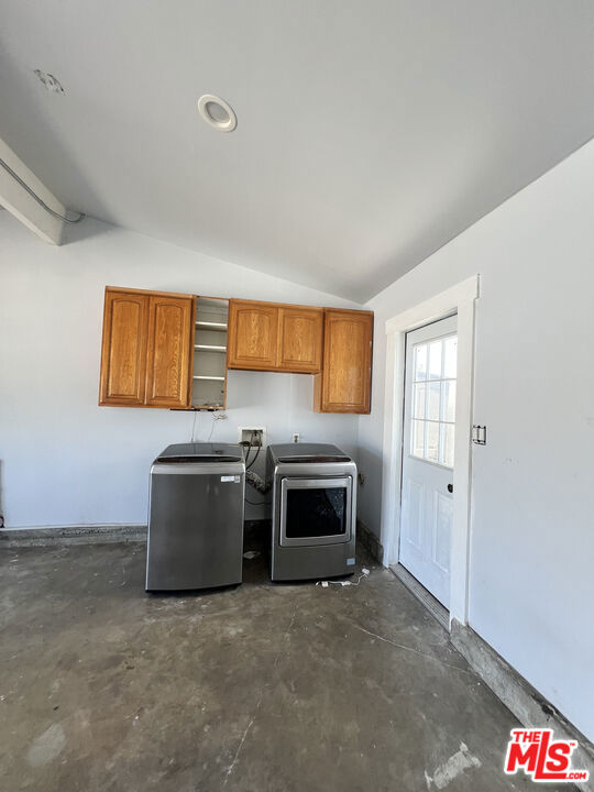 9716 Casaba Avenue Property Photo 12
