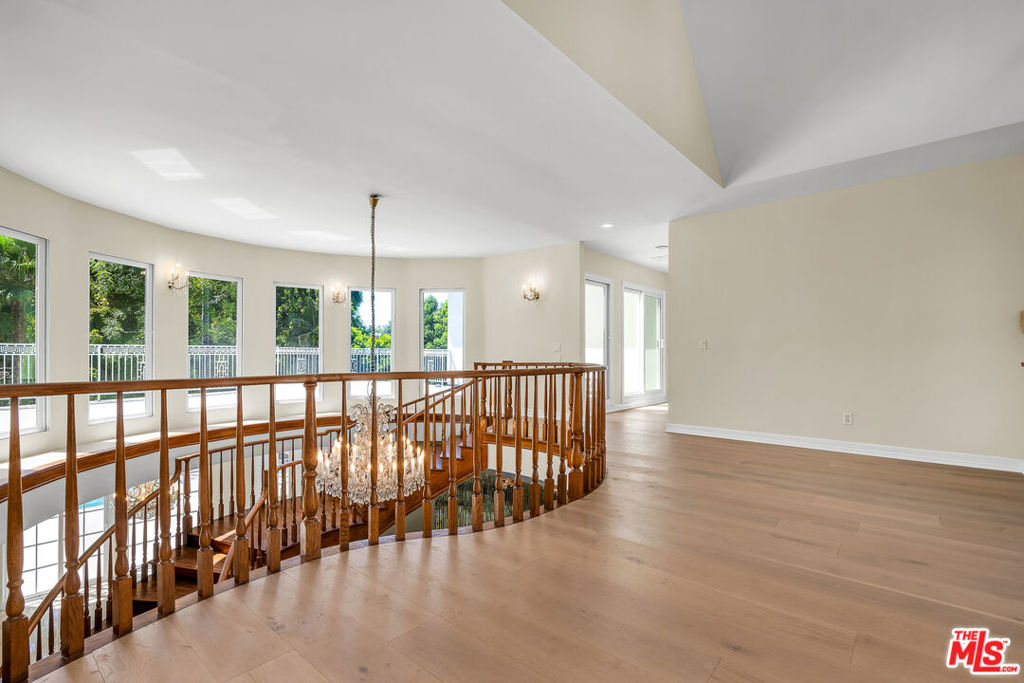 5545 Aura Avenue Property Photo 27