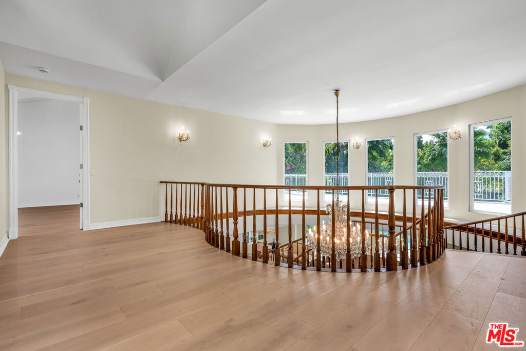 5545 Aura Avenue Property Photo 28