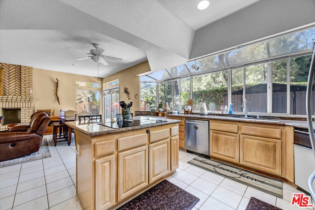 6941 E Pinnacle Pointe Property Photo 10