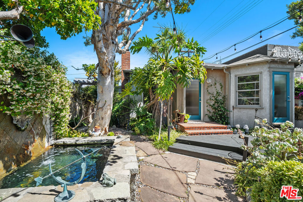 1216 Elm Street Property Photo 1
