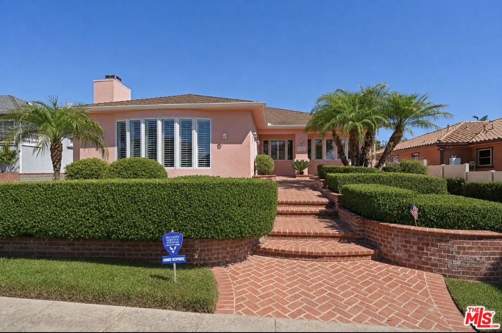 6222 Flores Avenue Property Photo 1