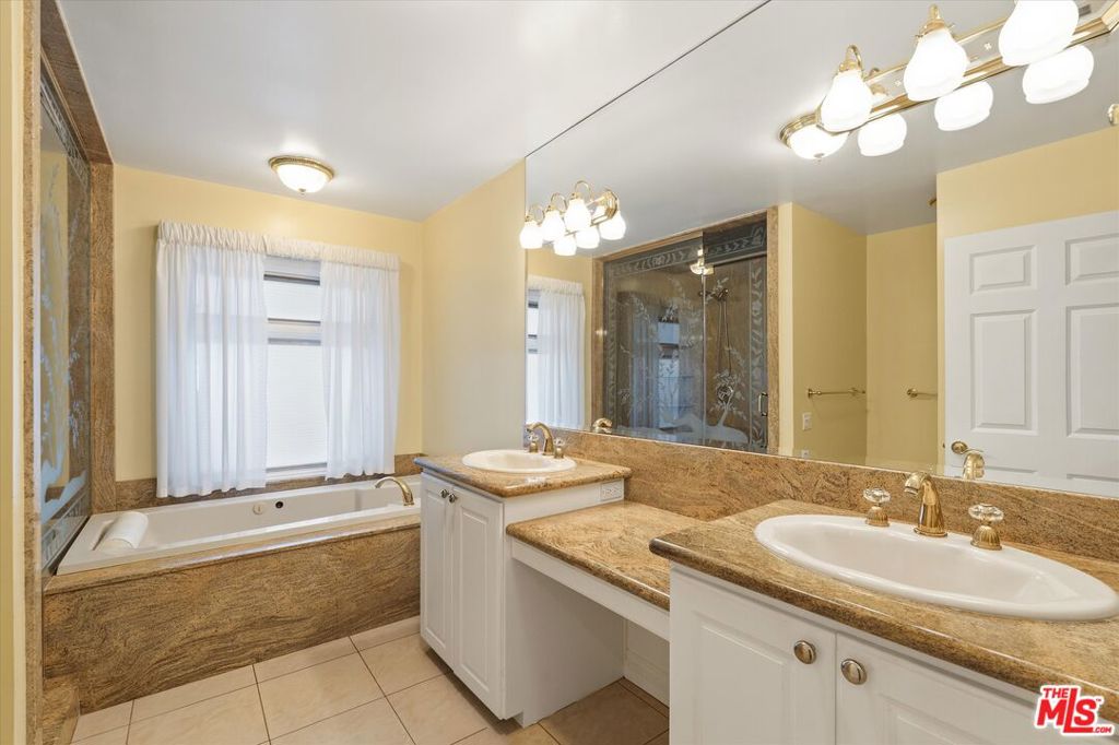 6222 Flores Avenue Property Photo 33