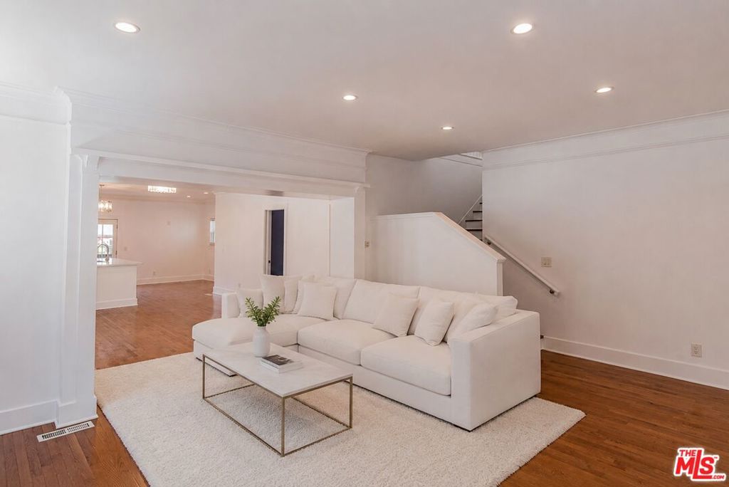 4530 W Washington Boulevard Property Photo 22
