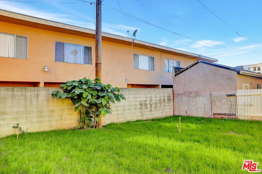 624 W Beach Avenue Property Photo 40