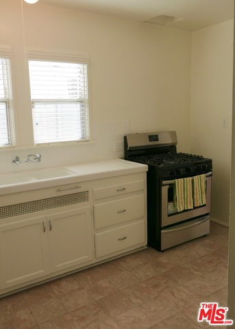 854 Rose Avenue Property Photo 6