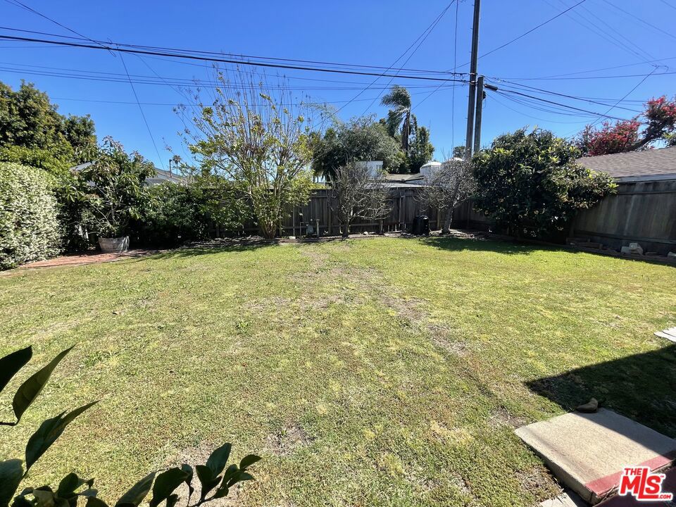 854 Rose Avenue Property Photo 16