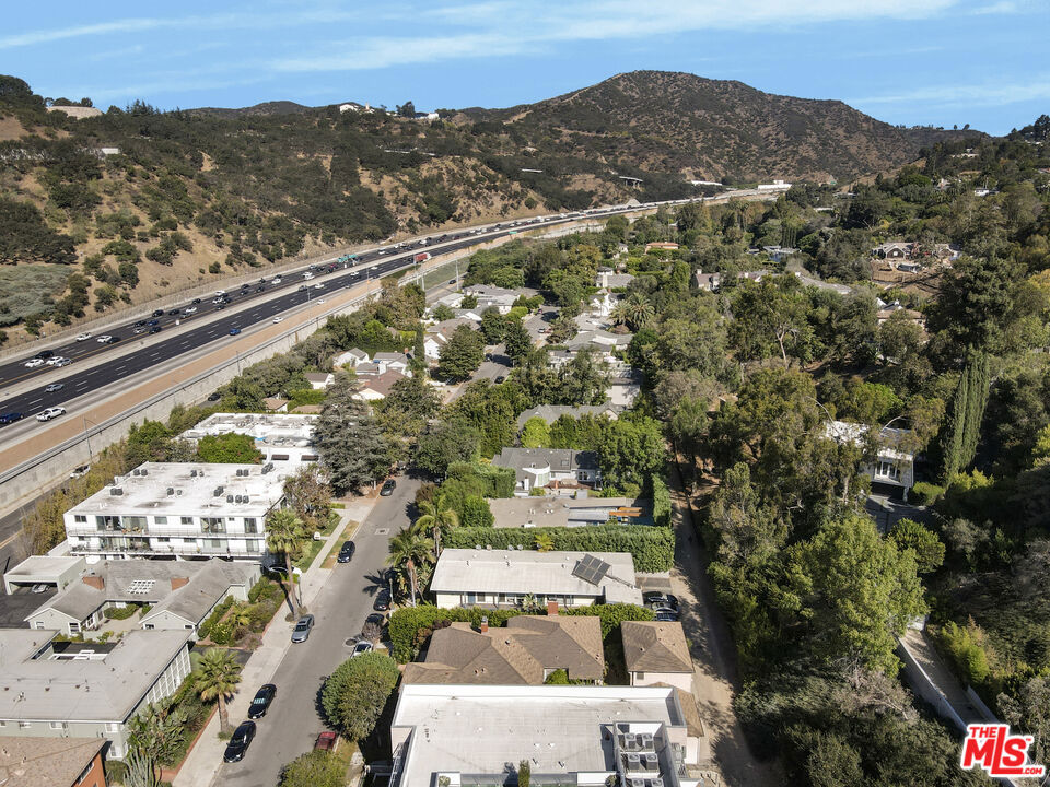 11737 Bellagio Road Property Photo 9