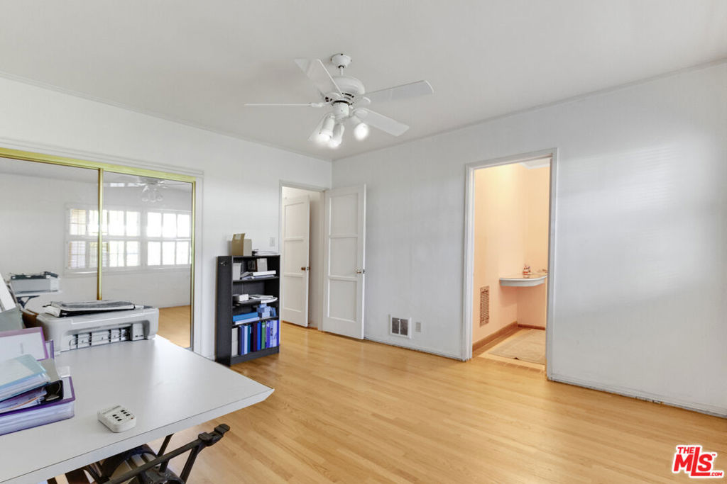 11737 Bellagio Road Property Photo 23