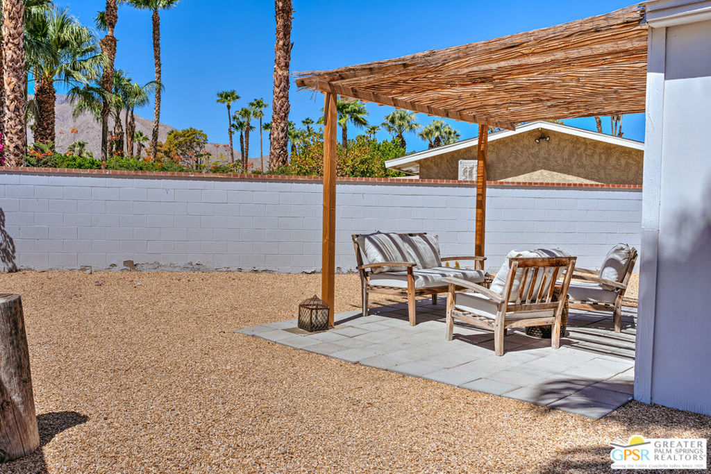 1373 E Madero Circle Property Photo 42